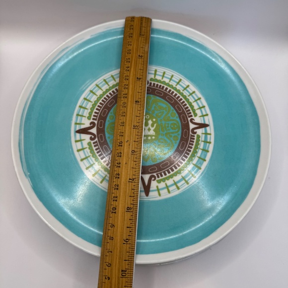 Vintage Set of 13 Melmac Melamine Plates and Saucers By Maplex Toronto Canada. - Picture 4 of 8